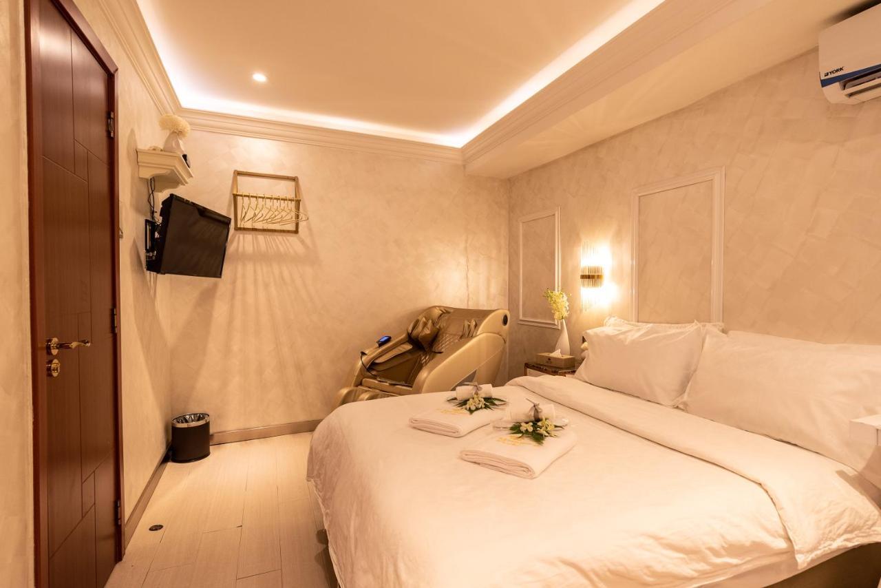 Cj Residence - Opposite Public Bank Centre Point Кота Кинабалу Екстериор снимка