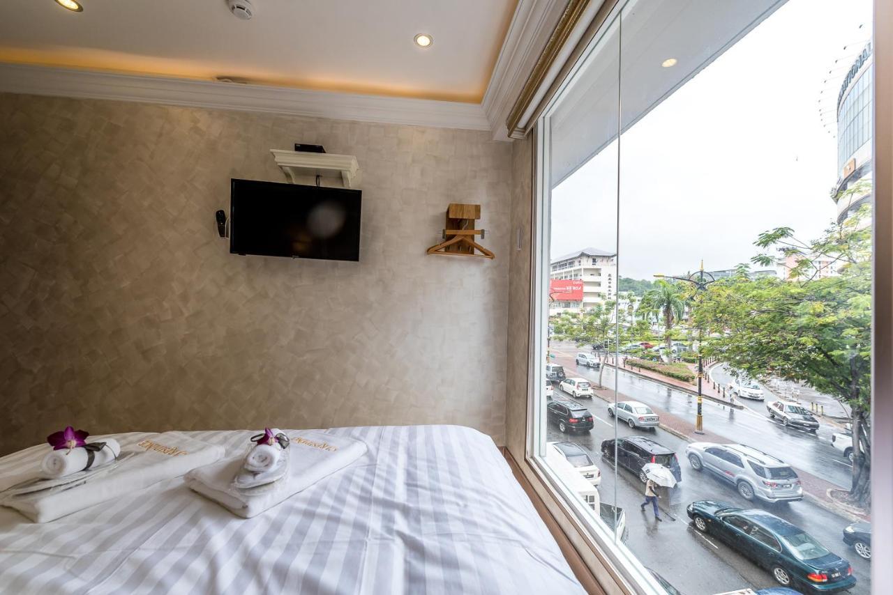 Cj Residence - Opposite Public Bank Centre Point Кота Кинабалу Екстериор снимка